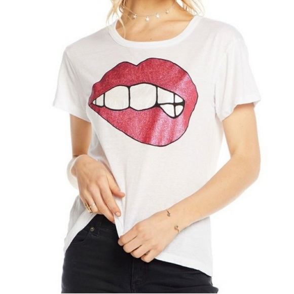 Chaser biting glittery pink lip tee - Picture 2 of 5